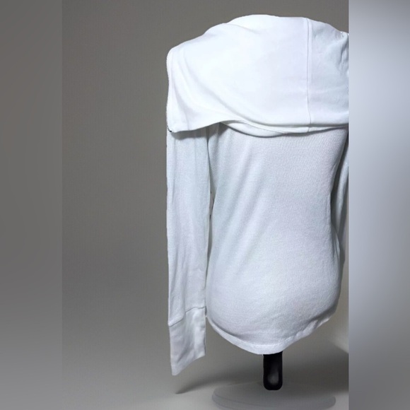 Tommy Hilfiger White Long Sleeve Top size M Zip Cowl Neck Winter Thermal Shirt - Picture 5 of 8